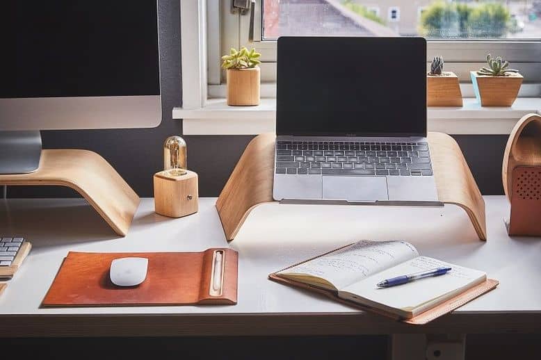 Organizzare-lo-spazio-di-lavoro